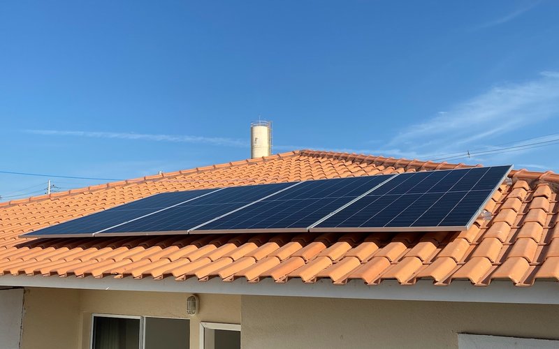 Usina solar residencial instalada pela Inata Engenharia
